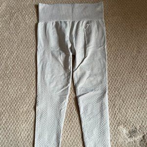 GymShark| Vital Grey Leggings-small